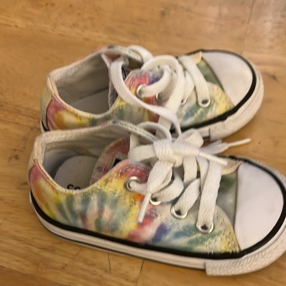 Converse sneakers size 5 - Picture 4 of 5